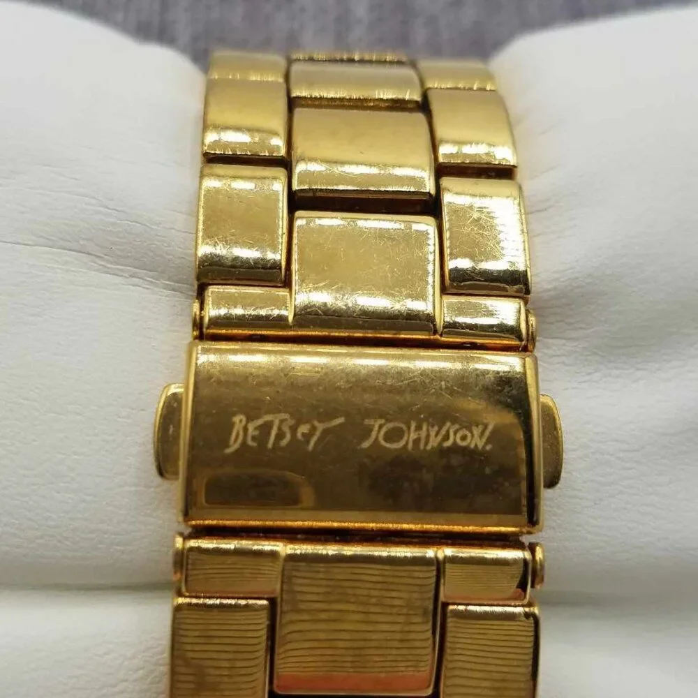 Betsey Johnson Gold Tone Exploding Number Watch Metal Band Working